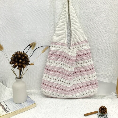 Wool beach bag, hollow out knitted capacity, medium tote bag, women's large shoulder bag, Korean holiday new style, 2025 light green