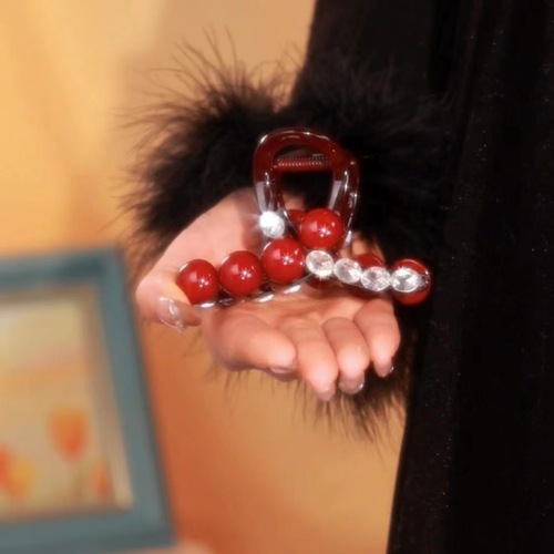 Bosiya national style red bean hairpin women's new red New Year hairpin hair accessory simple temperament shark clip headdress