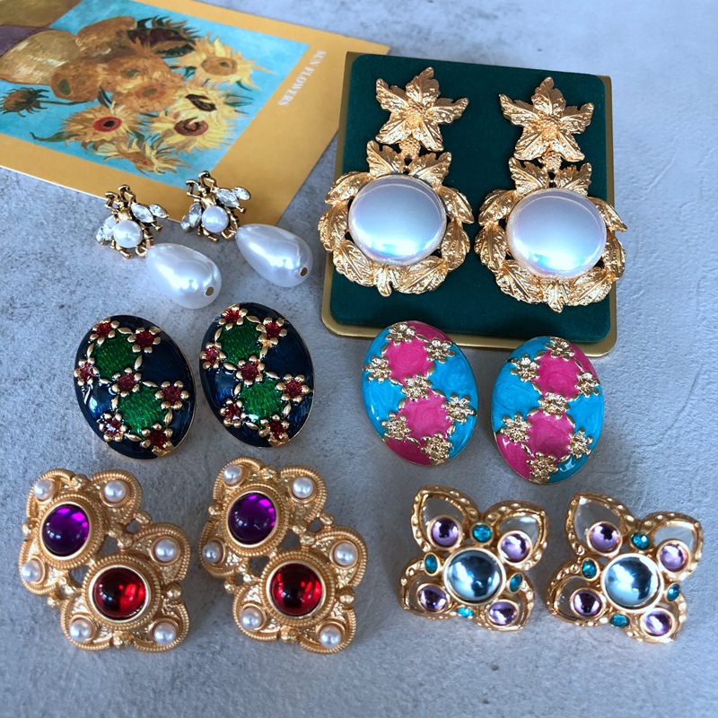 14g Weight 925 Sterling Silver Ear Needle Material No Inlaid Inlay Material Earrings, Ear Studs Classification Travel Occasion Alloy Material Printing Pattern Women'S Gender Fashion Style Grey, Green, Silver Color Fashion Printing Alloy No Inlaid Earrings Ear Studs 1