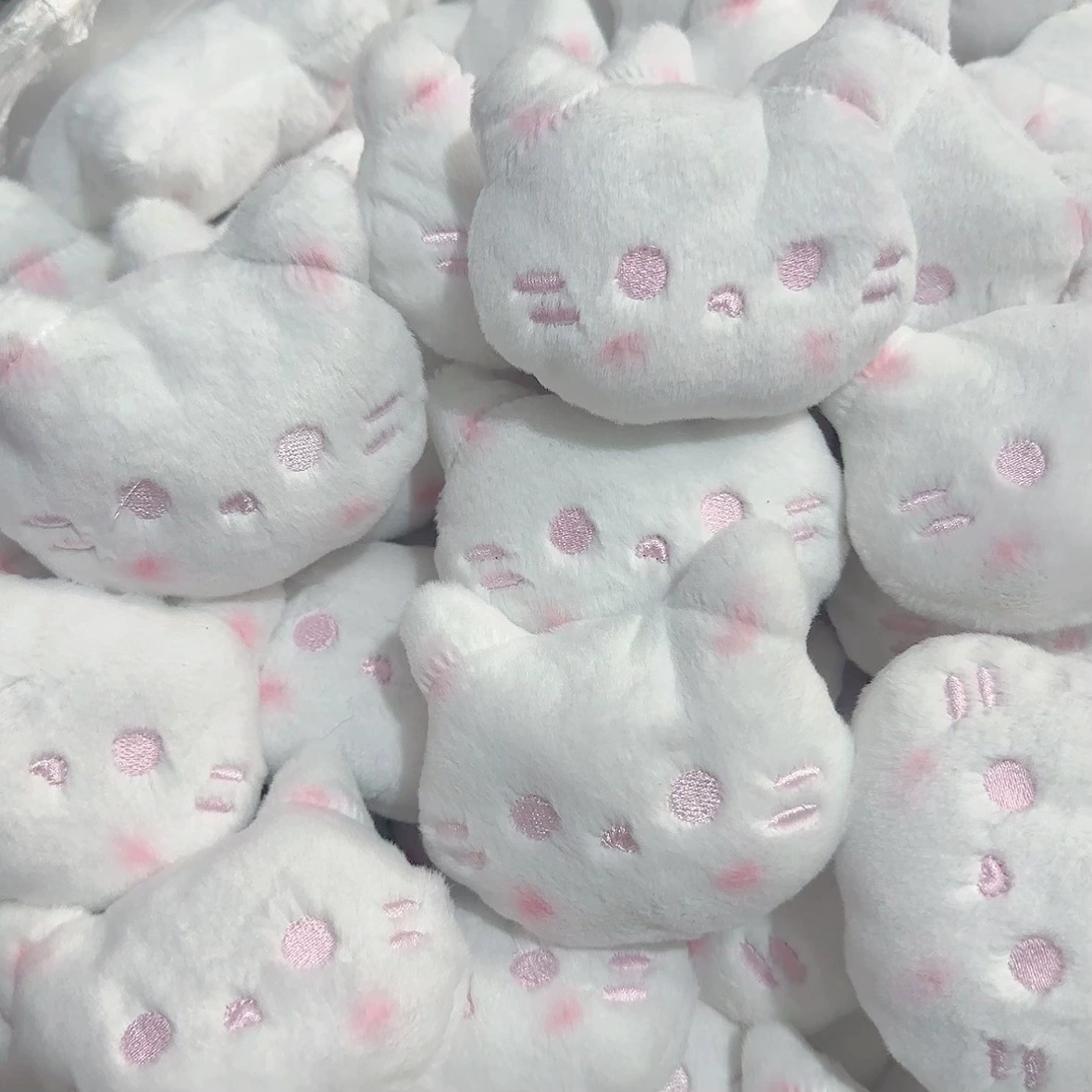 Белые пудровые румяна Kitty, плюшевые животные, аксессуары для самостоятельного изготовления, декоративные аксессуары, обувь и шапки, аксессуары для одежды, носки, сумки