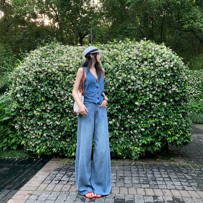 Blue trousers