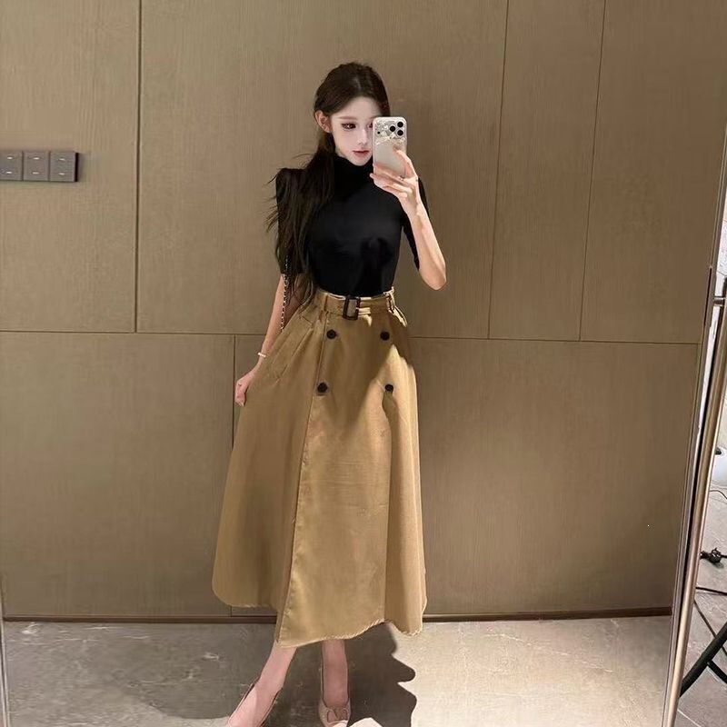 Kuaishou influencer's same Korean-style stand-collar, five-quarter sleeve, fitted top + double-breasted tie-waist skirt set Kuaishou influencer's same Korean-style stand-collar, five-quarter sleeve, fitted top + double-breasted tie-waist skirt set