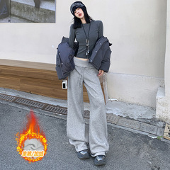 狸舎 # 腰を緩めてロープを引くデザイン感がゆったりしています。