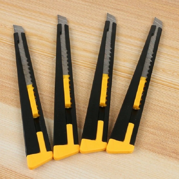 信发1881美工刀小号黑铁壳自锁金属美工刀9mm小美工刀