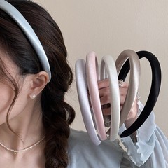 女性のための外出多用途サテンヘッドバンド 2025 新しいスタイルのヘアプレス洗顔ヘッドバンドハイエンドの西洋スタイルのファッションヘアピンヘッドバンド