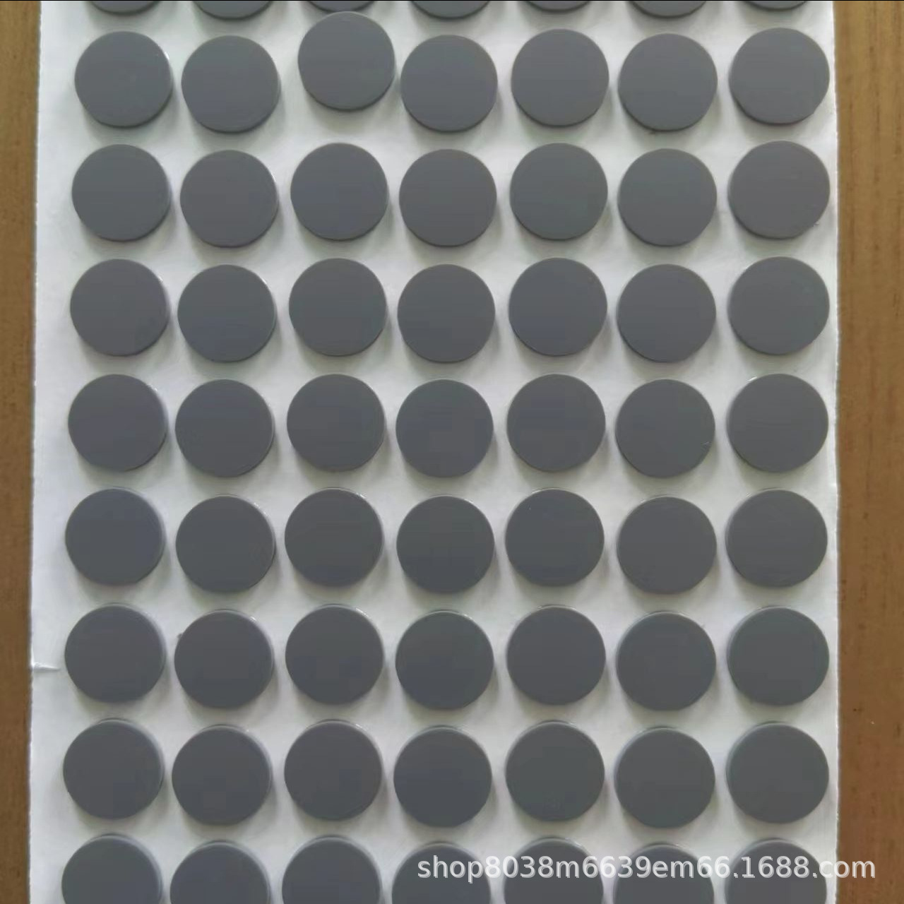 厂家硅胶垫片多规格黑色硅橡胶垫片防滑减震网格硅胶脚垫