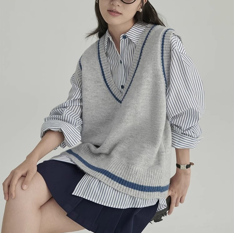 HAVERICE Restaurant College Girl's Cool Artistic Retro Long Wool Blended Knitted Vest