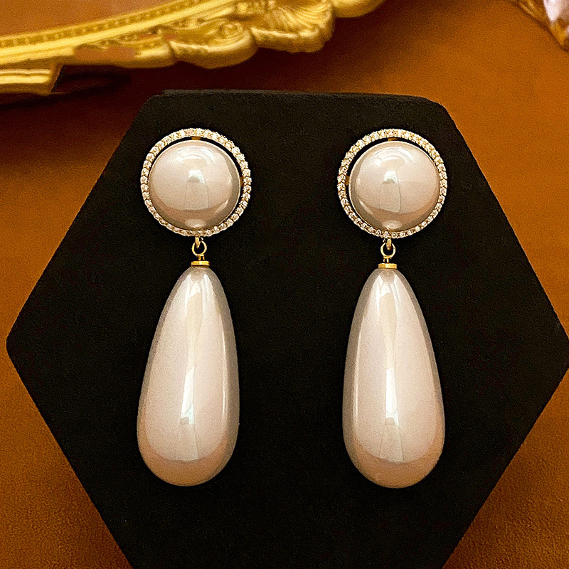 Gargantilla de perlas barrocas elegante joya plata chapada oro_voghion.com