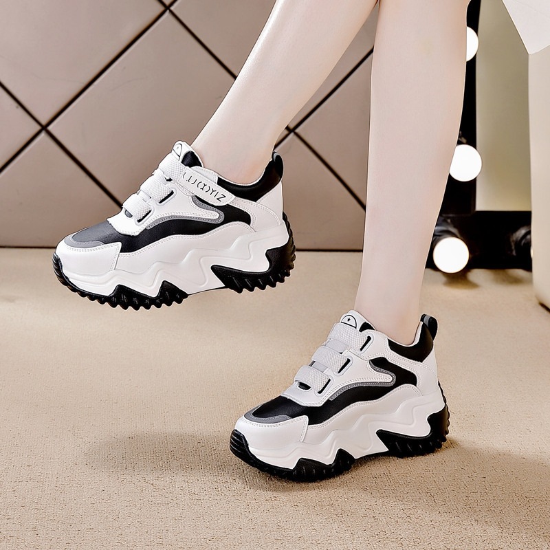Aumentar la altura de los zapatos de mujer, zapatos casuales de soleas gruesas, otoño y invierno nuevos velcro ligero, zapatos de altura baja, zapatos de muffin transpirables.