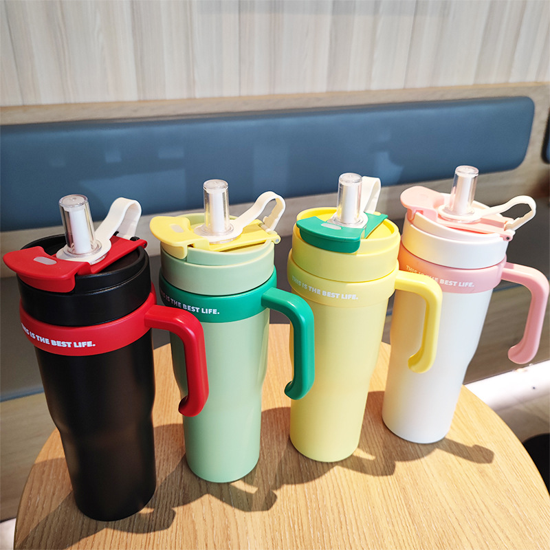 Taza de coche con mango nuevo transfronterizo Taza de aislamiento de acero inoxidable 304 Coche portátil Taza de hielo al vacío de doble capa portátil