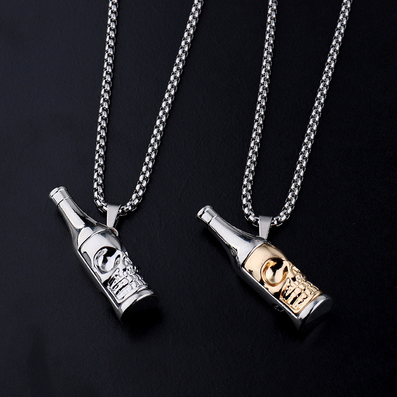 Les bijoux pour hommes en acier titane gravés de motifs vikings sont hypoallergéniques, résistants au ternissement et conçus pour un usage quotidien. Inspirés du style nordique vintage, ils_voghion.com