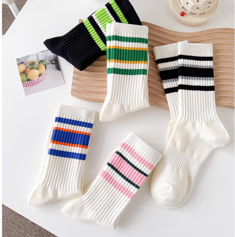 Women's Trendy Spring and Autumn Striped Sports Mid-Calf Socks Street Style with White Shoes Shark Pants