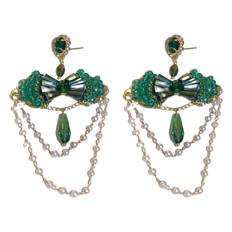 Aguja plateada con incrustaciones de diamantes, perlas artificiales y cristales, pendientes de flores, pendientes con borlas de diseño exagerado europeo y americano, pendientes de alta gama.