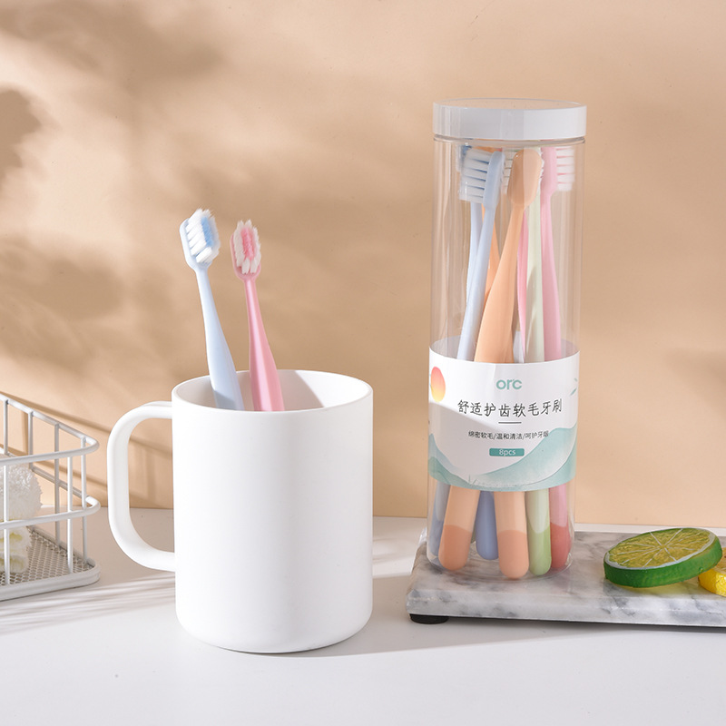 조밀하게 심은 머리카락 8 개