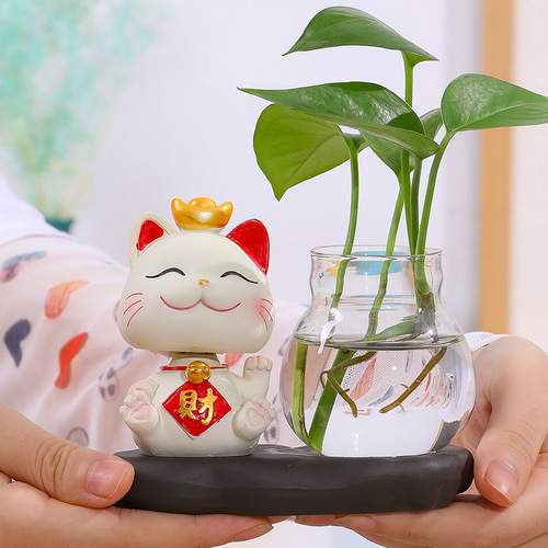 Tang Yi resin craft ornaments cartoon shaking head lucky cat creative entrance desk glass hydroponic decorations