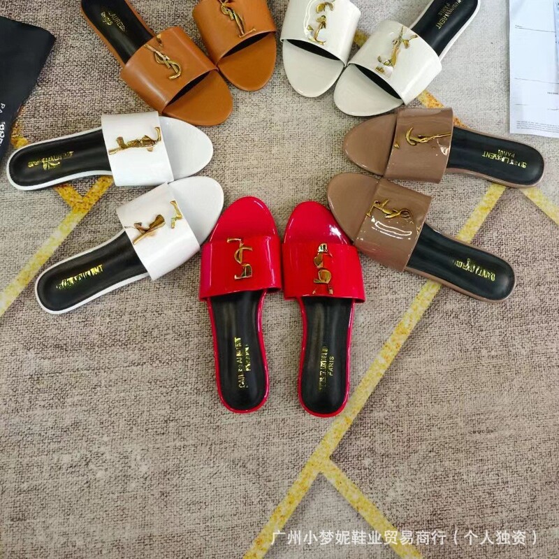 Cross-border foreign trade hot-selling holy family flat-bottomed slippers one-word single-layer shoes ladies summer outdoor fashion sandals direct sales batch