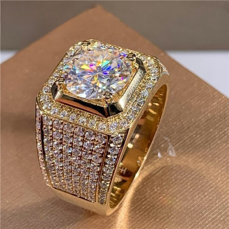 Minimalist Men's Designer Ring For Elegant Daily Wear And Occasions_voghion.com