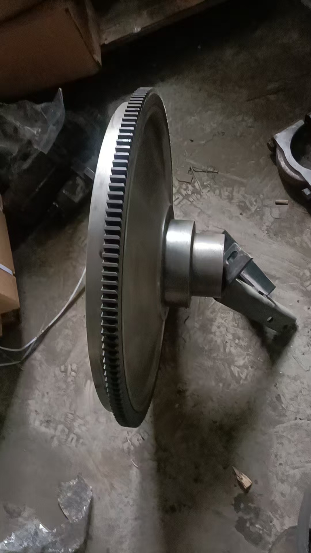 Flywheel Assembly Manufacturer Supplies Shantui 220 Engine Flywheel Assembly 612600020714 Diesel Engine Flywheel