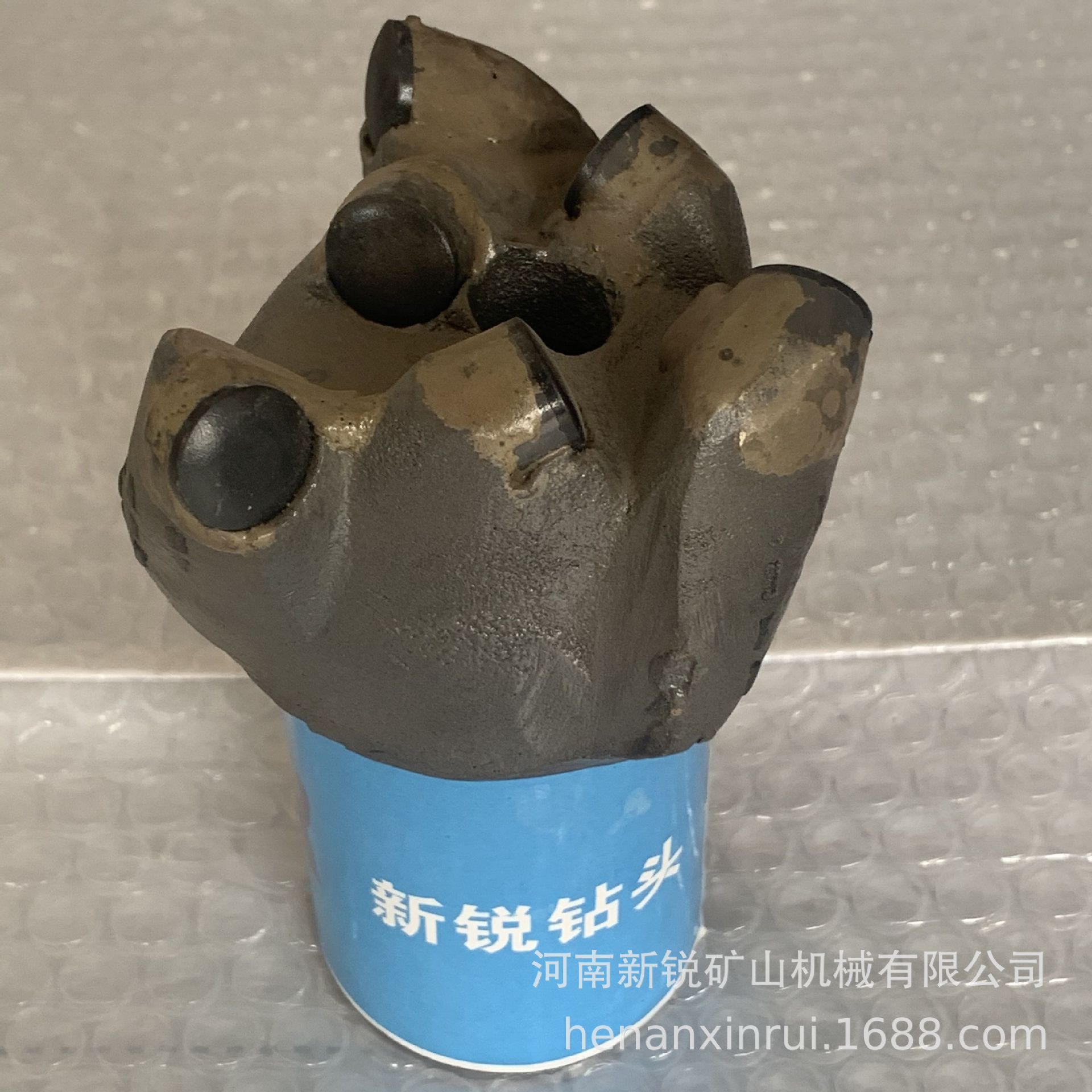 厂家供应新锐牌75-133烧结体金刚石钻头锚杆钻头采晶钻探设备包邮