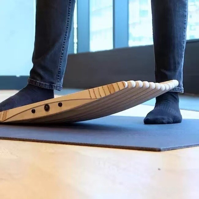 木製フットマッサージャーオフィスバランスボード減圧アーティファクト筋力トレーニングフィットネススタンディングスケートボード|undefined