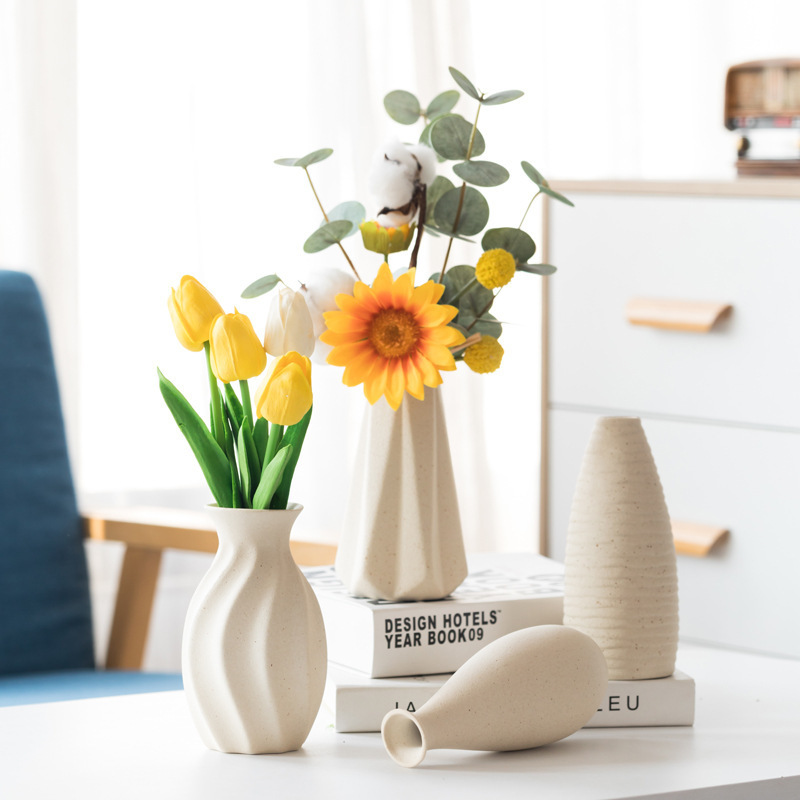 Simple Retro Frosted Stoneware Round Rust Color Home Black Dot Nordic Retro Pastoral Crafts Ceramic Vase