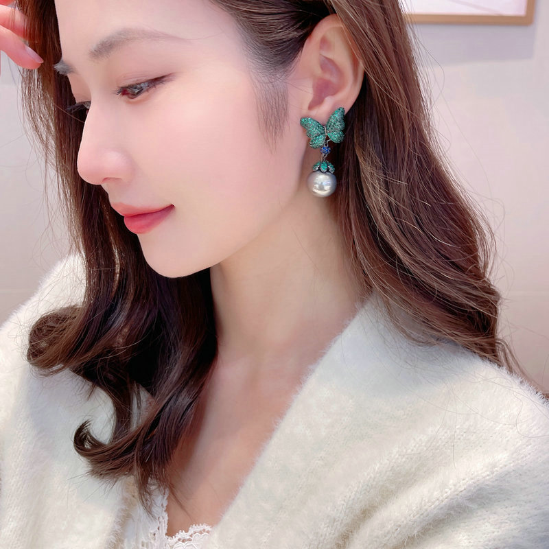 French Vintage Court Style Heavy Industry Exaggerated Earrings Elegant Graceful