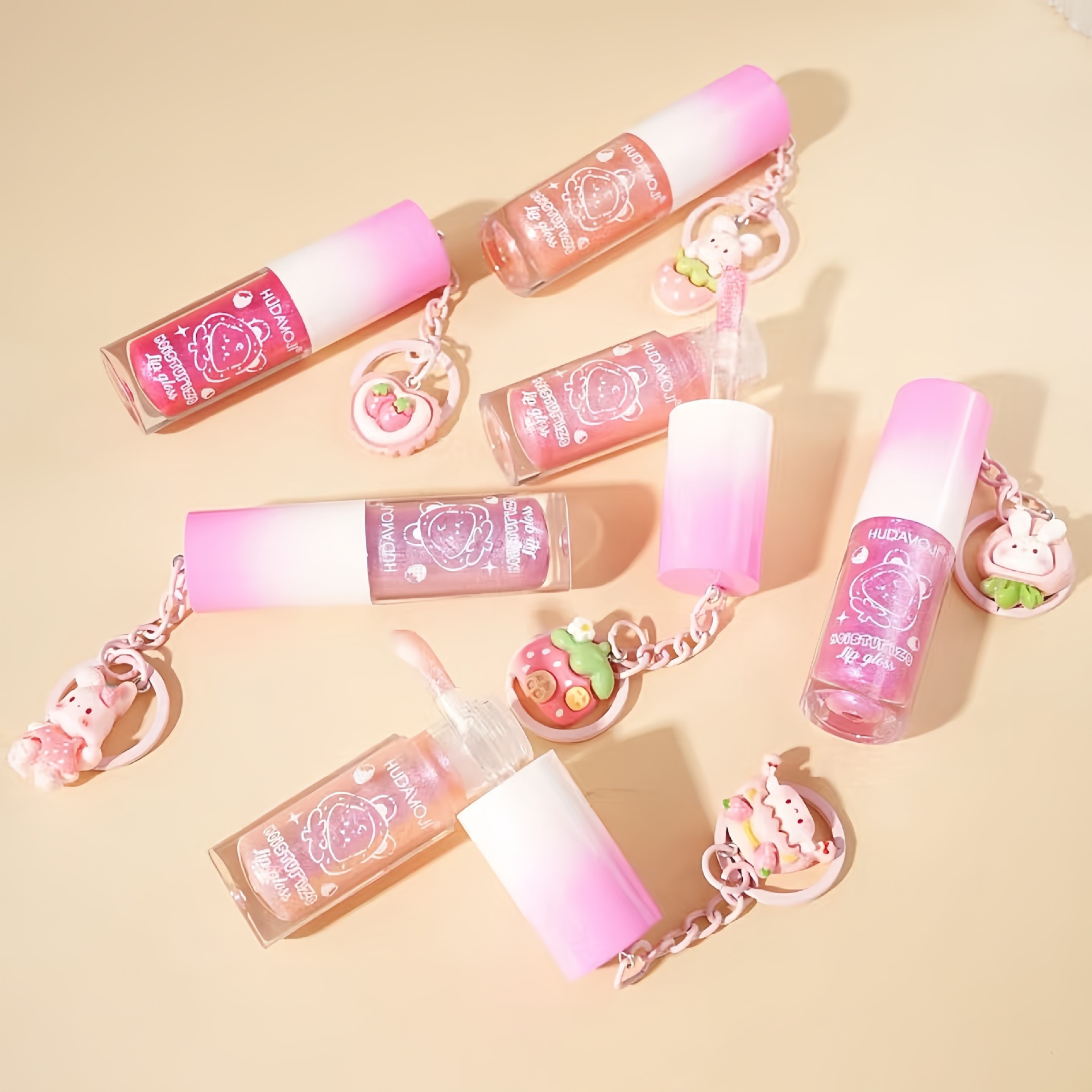 Transfronterizos para el nuevo colgante de conejo lubricante labial hidratante brillante brillo labial espejo blanquear y mejorar el tono