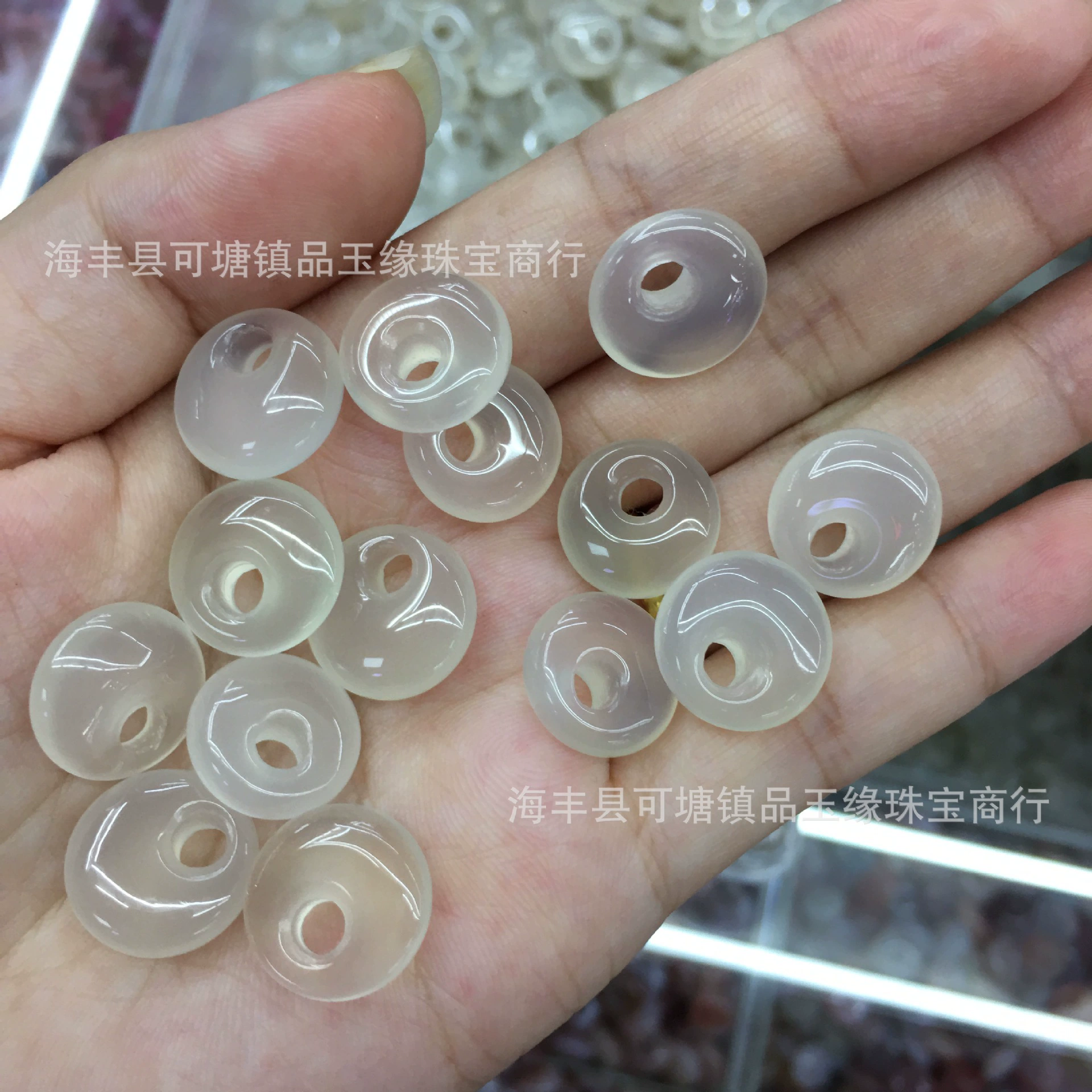 Natural ore jade, carved accessories white jade, agate accessory