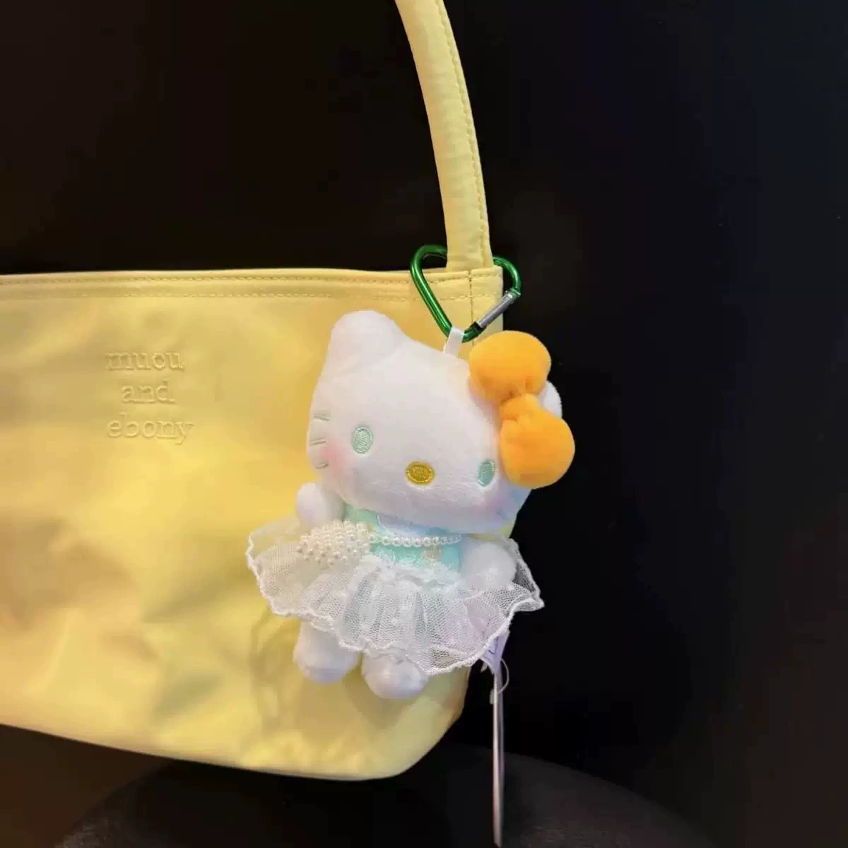 Брелок-плюш (Hello Kitty) 12 см, милая куколка с сердечным карабином и очками