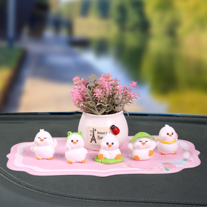 2024 nueva linda hoja de loto patito niña interior consola central decoración de pantalla de navegación adorno de adorno de coche de dibujos animados