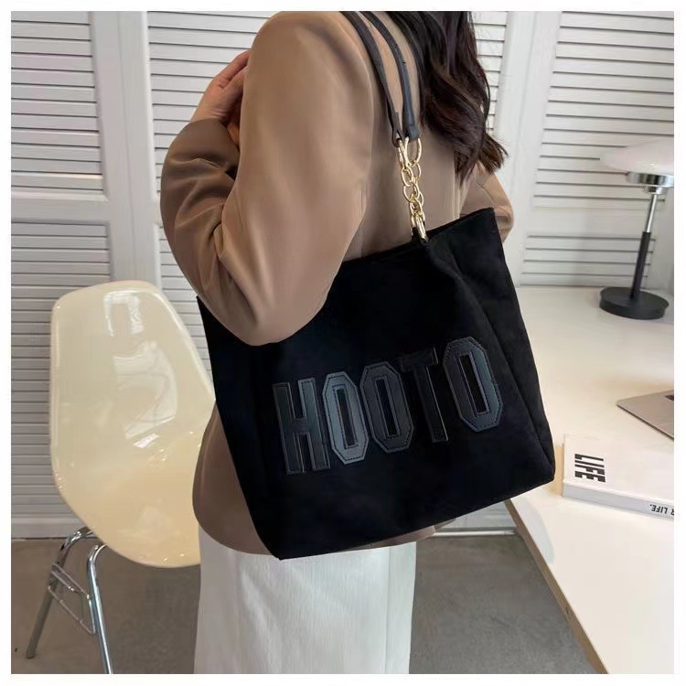 Best-selling women's bags, large-capacity bags, 2023 new Korean style popular letter college student class shoulder bags, tote bags undefined