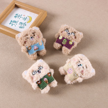 创意动物卡通公仔吱吱叫小熊毛绒胸针玩偶书包爪机娃娃挂饰礼物