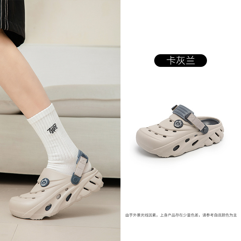 En nombre de los zapatos con agujeros para el cabello, la suela gruesa de verano de las mujeres aumenta la resistencia al desgaste y el antideslizante.