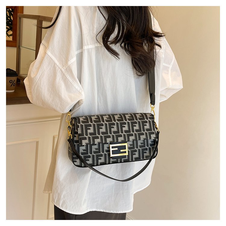 跨境批发印花时尚单肩包女包外贸小众斜挎包个性百搭高颜值单肩包