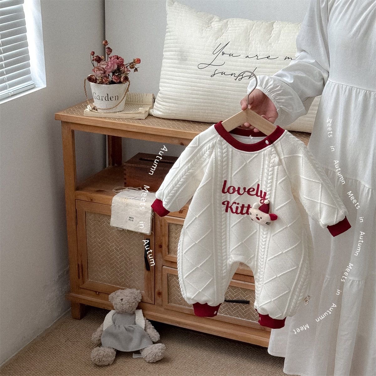 Baby Spring and Autumn New Cute Romper for Boys and Girls, Letter Print Crawling Suit, Stylish Long-Sleeve Outerwear, Trendy