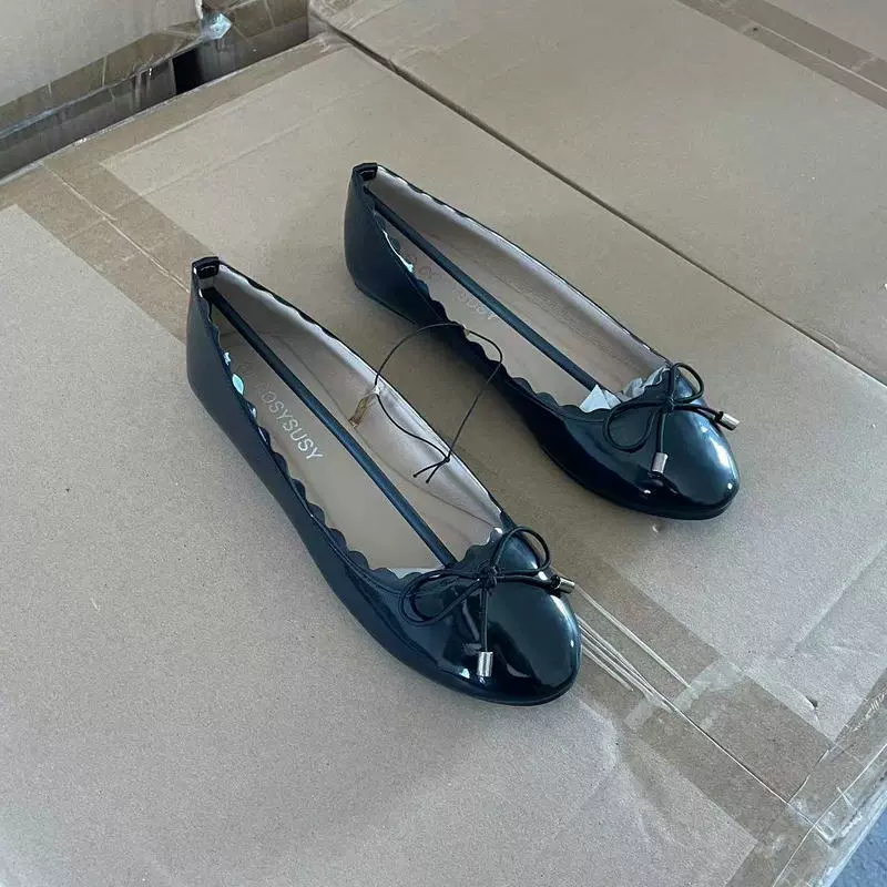 百搭舒适浅口单鞋女圆头纯色平底鞋春秋季漆皮蝴蝶结休闲豆豆鞋