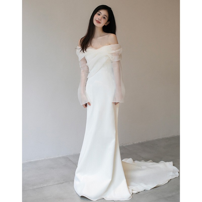 Light Wedding Dress with Off-The-Shoulder Design, Long Sleeves, Waist-Cinching, Slimming Effect, High-End Birthday Party Dress, Photo Shoot, Engagement Light Wedding Dress with Off-The-Shoulder Design, Long Sleeves, Waist-Cinching, Slimming Effect, High-End Birthday Party Dress, Photo Shoot, Engagement