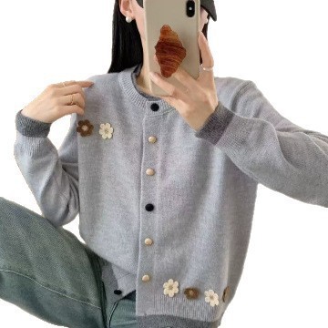 立体花朵高级感针织开衫女上衣拼色圆领2025秋冬新款慵懒毛衣外套|undefined