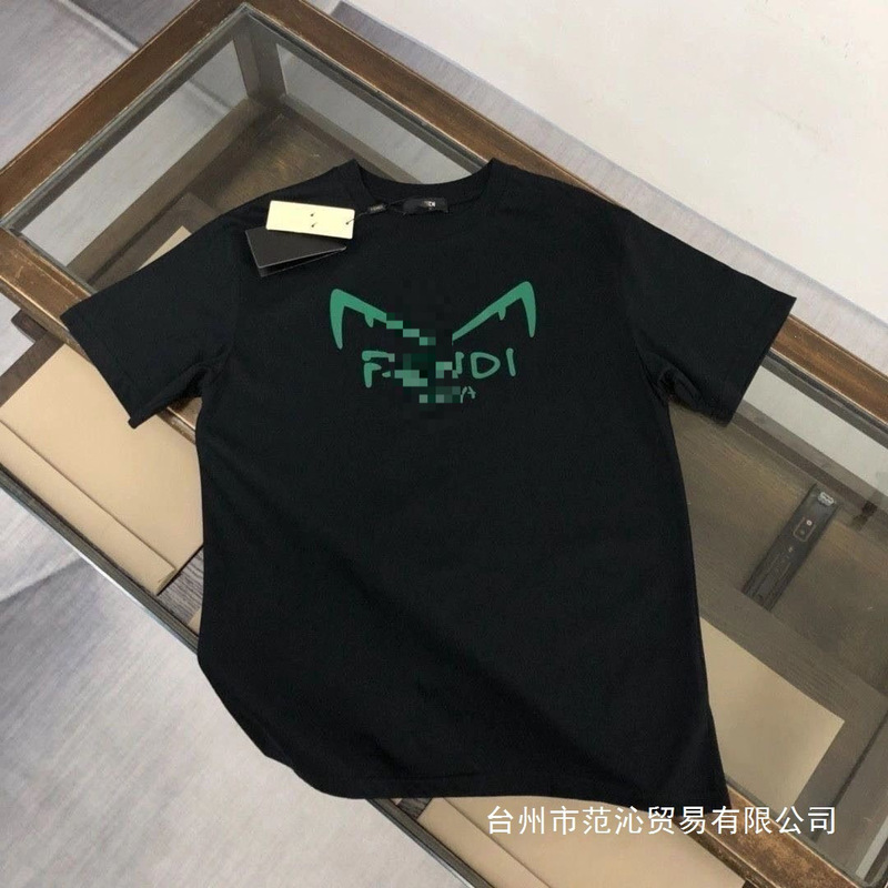 2026 trendy printed T-shirt for summer, new letter-print short-sleeve loose-fitting versatile top for men and women, wholesale for couples