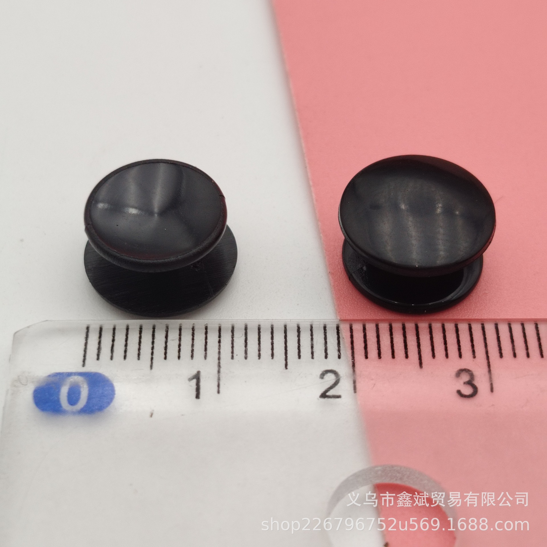 现货花园鞋鞋扣洞洞鞋扣珍珠凹底塑滴鞋花扣黑白色