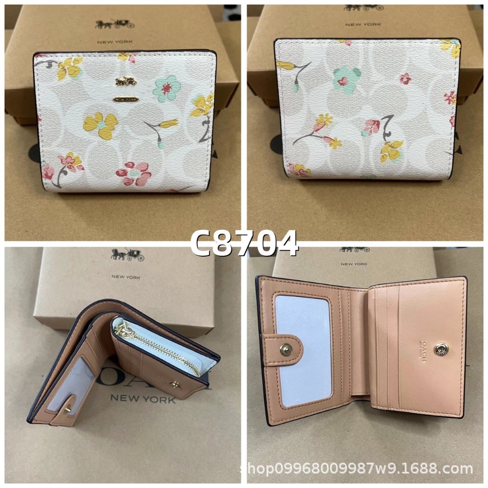 Printed white flowers