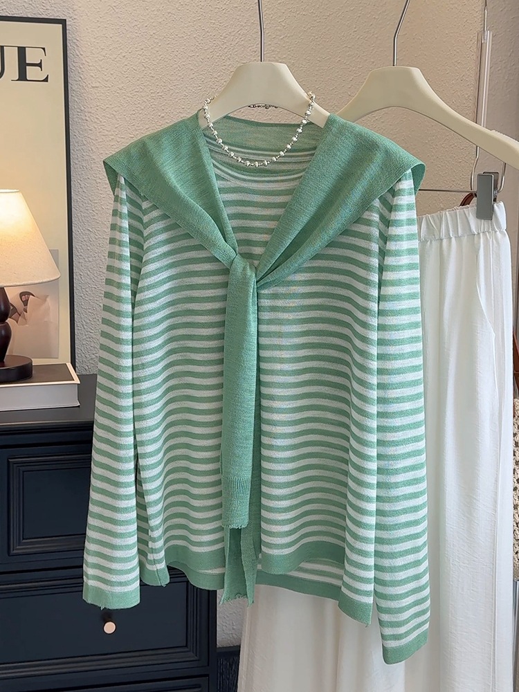 ニットの夏の新型の薄いタイプのゆるいニットのカーディガンの上着の上着の韓国版のカジュアルなストライプの日焼け止めのブラウス