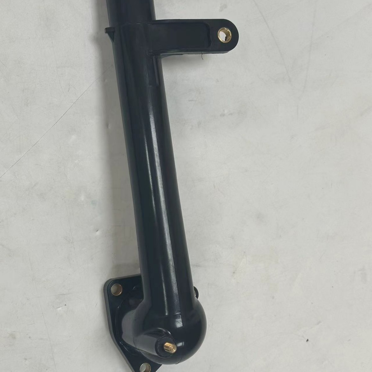 16321 - 0A040 adecuado para la tubería de agua del asiento de cubierta del termostato de Toyota