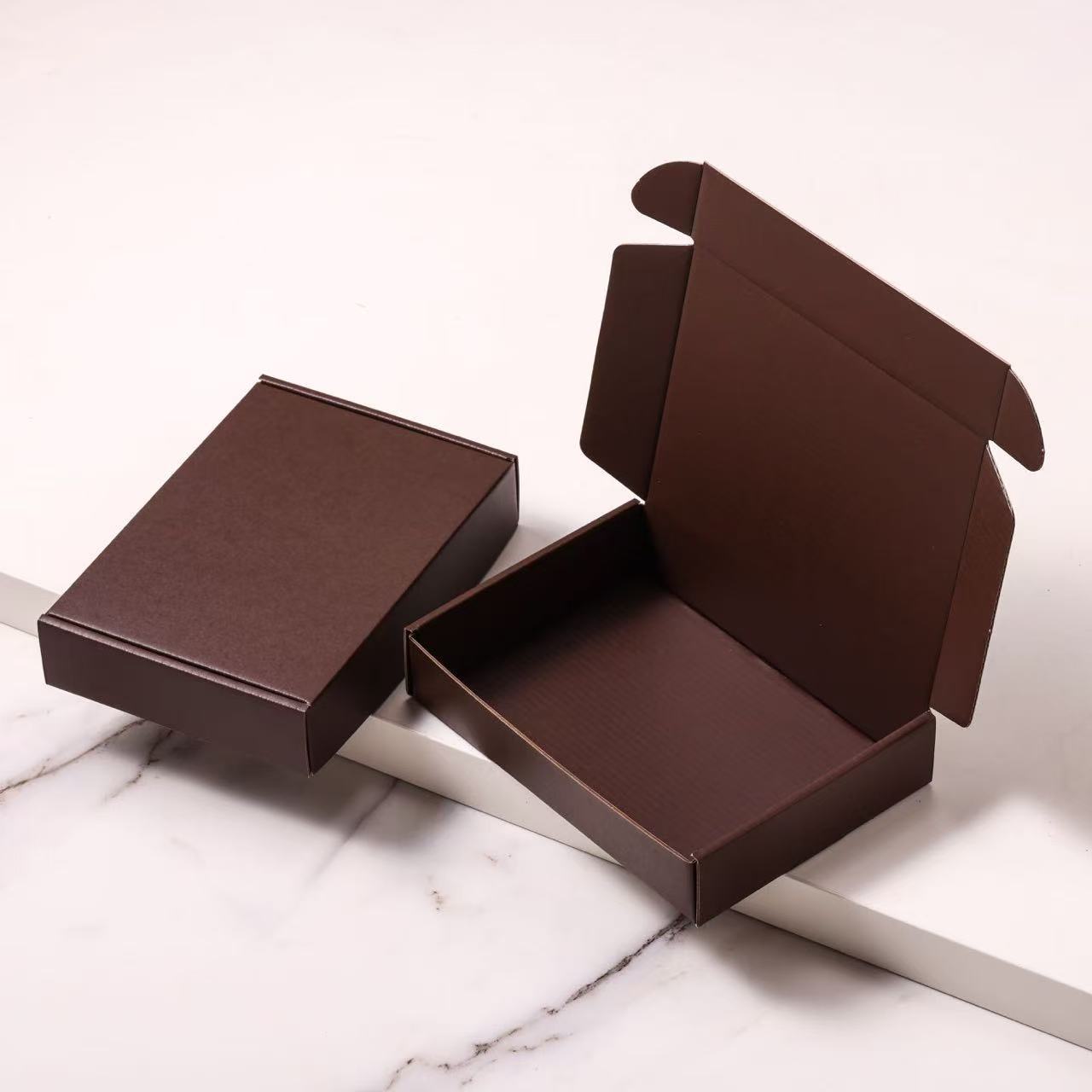 特硬加厚棕色飞机盒现货彩色包装盒首饰饰品打包礼盒快递纸盒批发