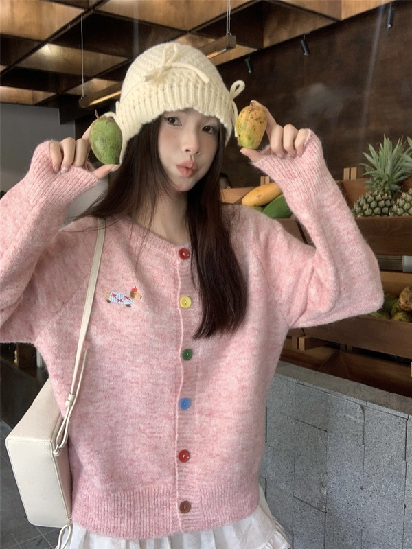 软糯毛衣外套秋季彩色纽扣小狗刺绣圆领宽松针织开衫秋季新款上衣|undefined