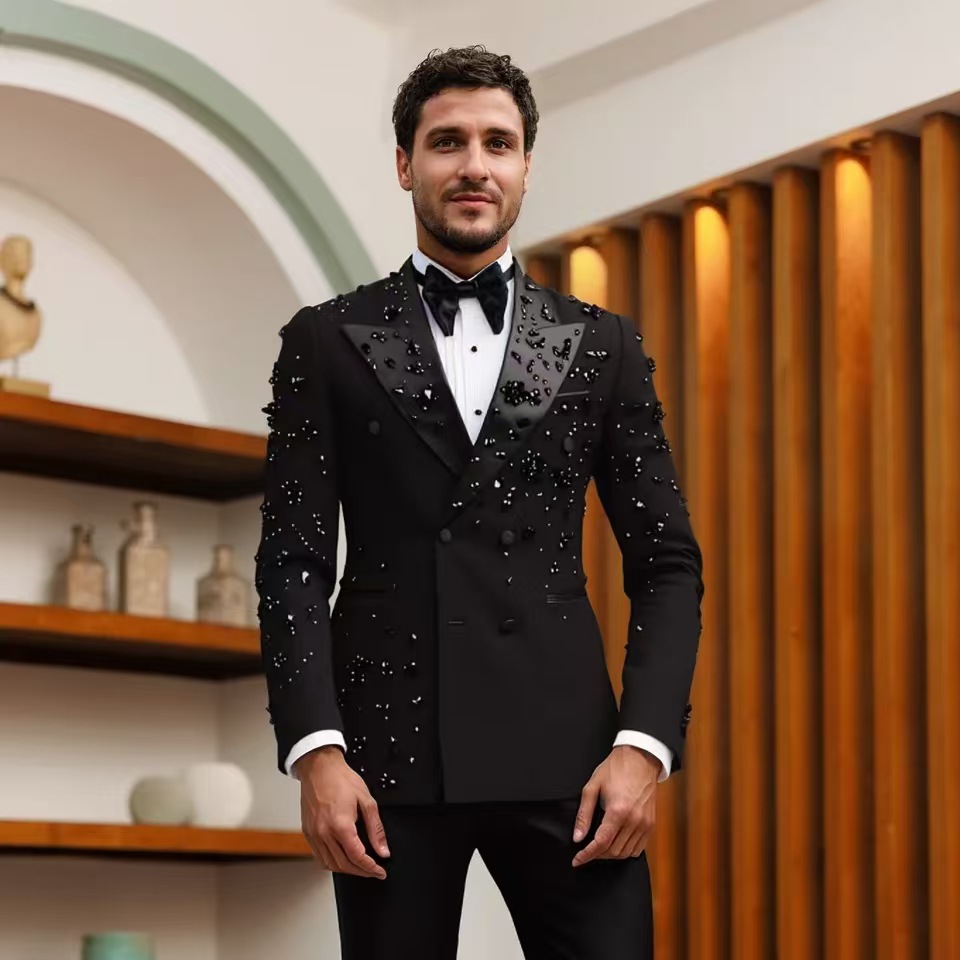 Europa y los Estados Unidos comercio exterior Amazon nuevo engordamiento para hombres de tamaño grande dos piezas con cuentas de clavos de negocios trajes de banquete