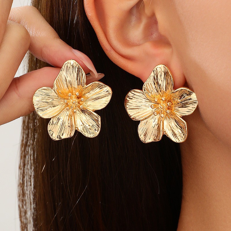 Europa y los Estados Unidos moda transfronteriza venta caliente flor simple personalidad universal mujer raqueta de calle conjunto de decoración joyas de moda