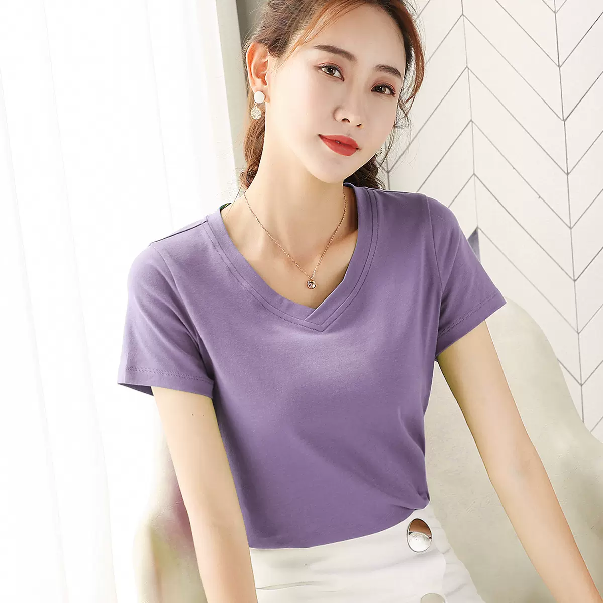 2025新款女装纯色修身简约t恤女短袖1688显瘦 白色t恤 V领T打底衫