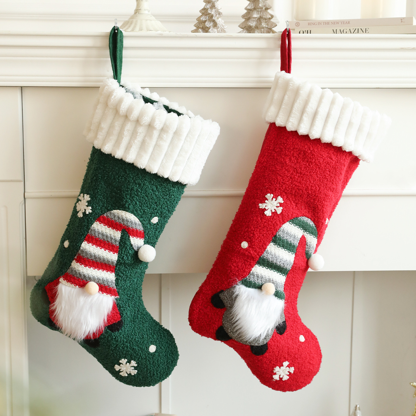 Nuevos calcetines de Navidad de peluche bolsas de regalo decoraciones de Navidad dibujos animados de Santa Claus calcetines diseño de escena