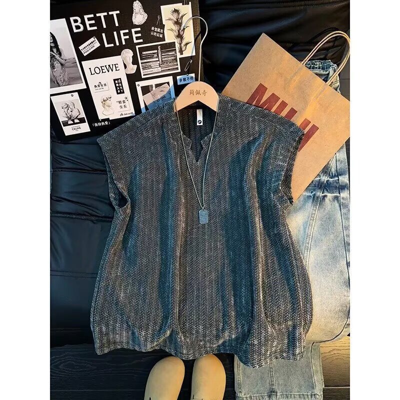 Summer V-Neck Sleeveless Vest for Men with Herringbone Pattern Design, Trendy New Style, Versatile Casual Comfortable Top